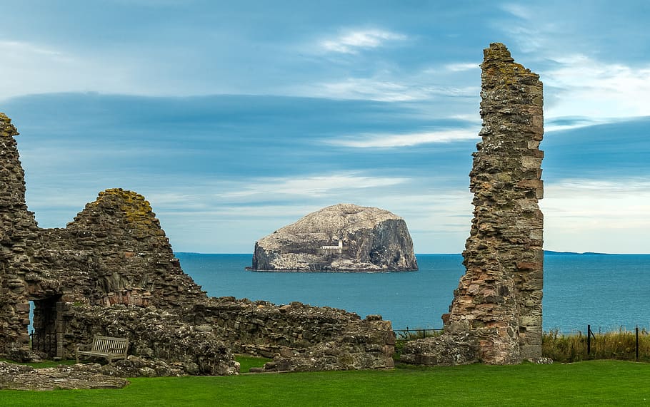 bass rock, tantallon castle, scotland, ruin, coast, castle, sea, fortress, east coast, north sea