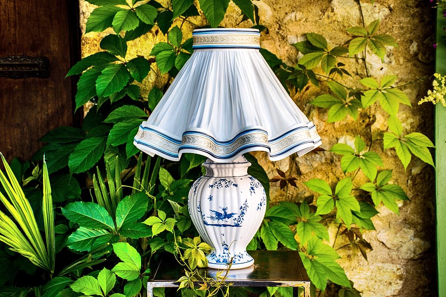 lâmpada, sombra da lâmpada, porcelana azul, pó azul, porcelana, francês, provençal, provença, frança, sul da frança