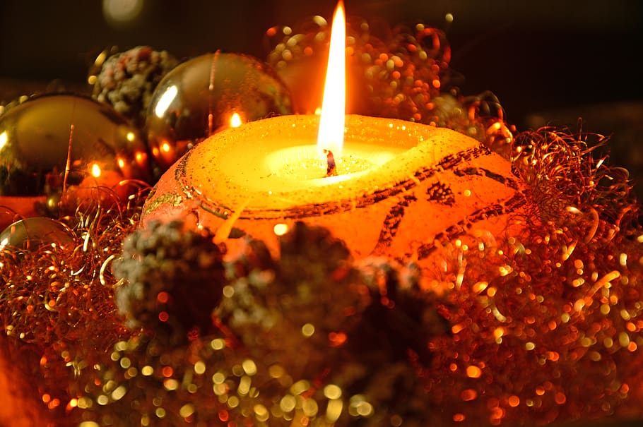 lilin, cahaya lilin, cahaya, api, membakar, kedatangan, sebelum natal, natal, dekorasi, dekorasi natal