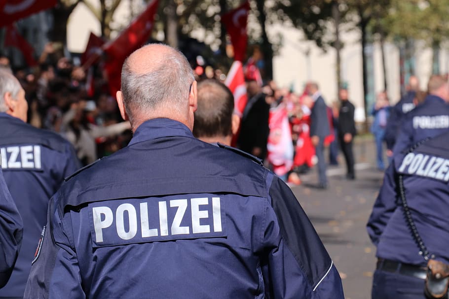 polizei, deutschland, germany, police, men, group of people, rear view, police force, uniform, government