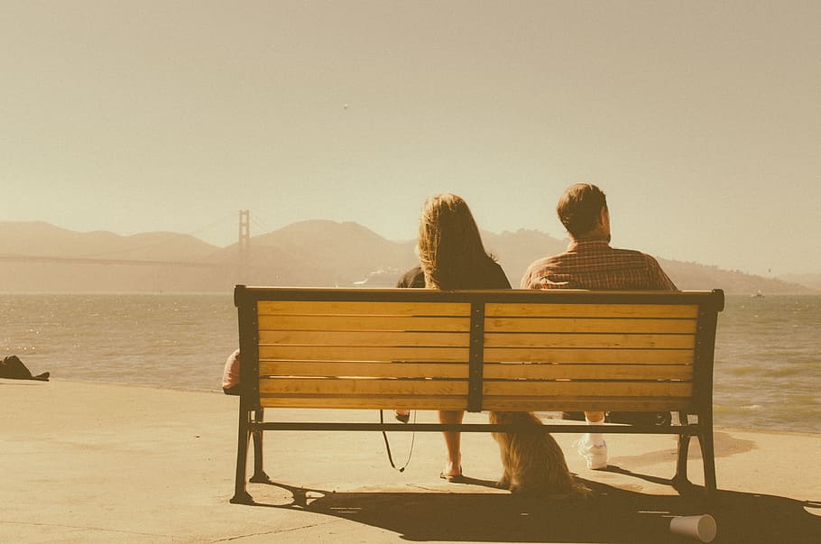 couple, romance, love, together, bench, sitting, golden gate bridge, san francisco, bay area, shore