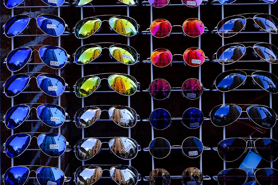 sombras, reflejo, colección, gafas de sol, vendedor, elección, sin personas, variación, gran grupo de objetos, en una fila