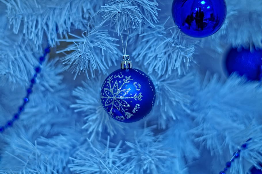 árvore de natal, fundo de natal, bola de natal, natal, decoração, decorações de natal, celebração, enfeite de natal, decoração de natal, férias