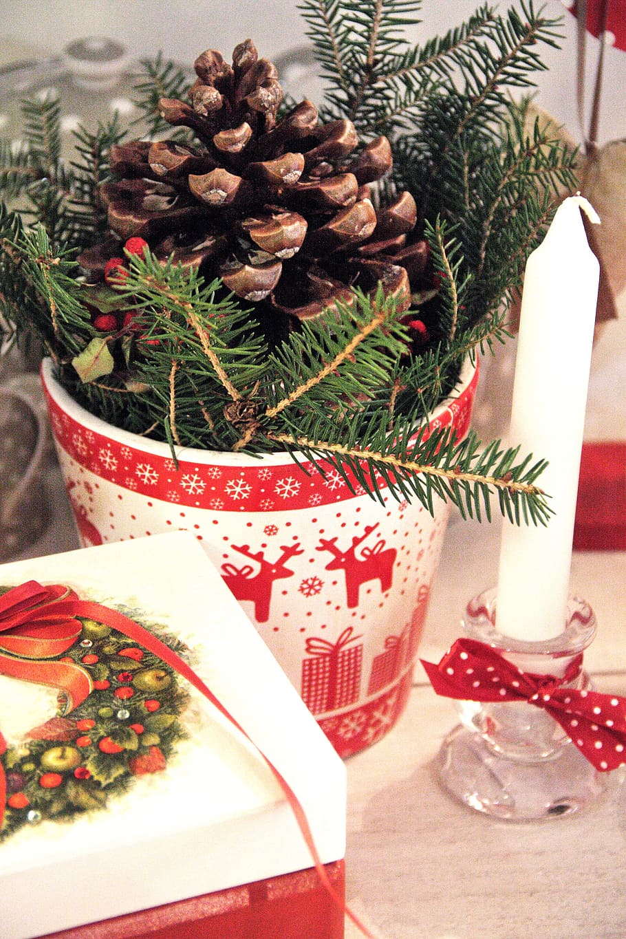 christmas, decorations, decor, festive, holidays, gifts, pine cones, candles, presents, celebration