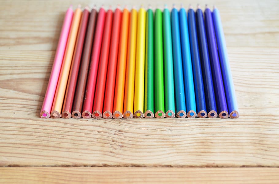 карандаши, мелки, искусство, креатив, цвета, дерево, стол, рисунок, разноцветный, выбор