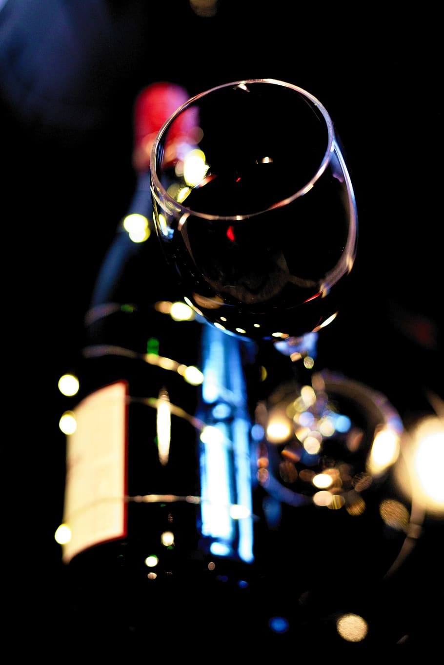 wine glass, red wine, wine, glass, alcohol, beverages, celebration, wine bottle, benefit from, lighting