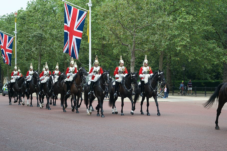 london, change of guards, buckingham, palace, england, sentry, guard, parade, royal, march