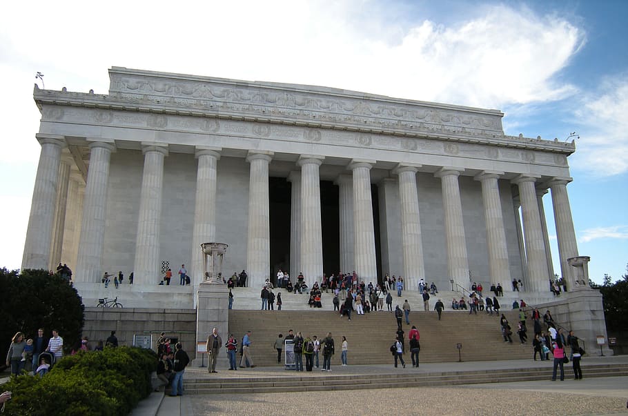 lincoln memorial building, architecture, building, monuments, crowd, large group of people, group of people, architectural column, travel destinations, built structure
