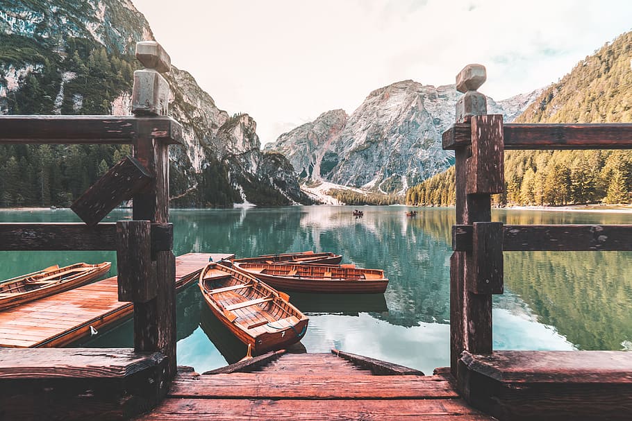 famoso, lago di braies, (pragser, wildsee), italia, aventuras, otoño, hermoso, barcos, lago braies