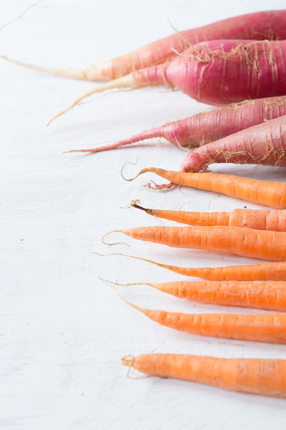 carrots, roots, background, radishes, orange, red, food, carrot, sano, nutrition