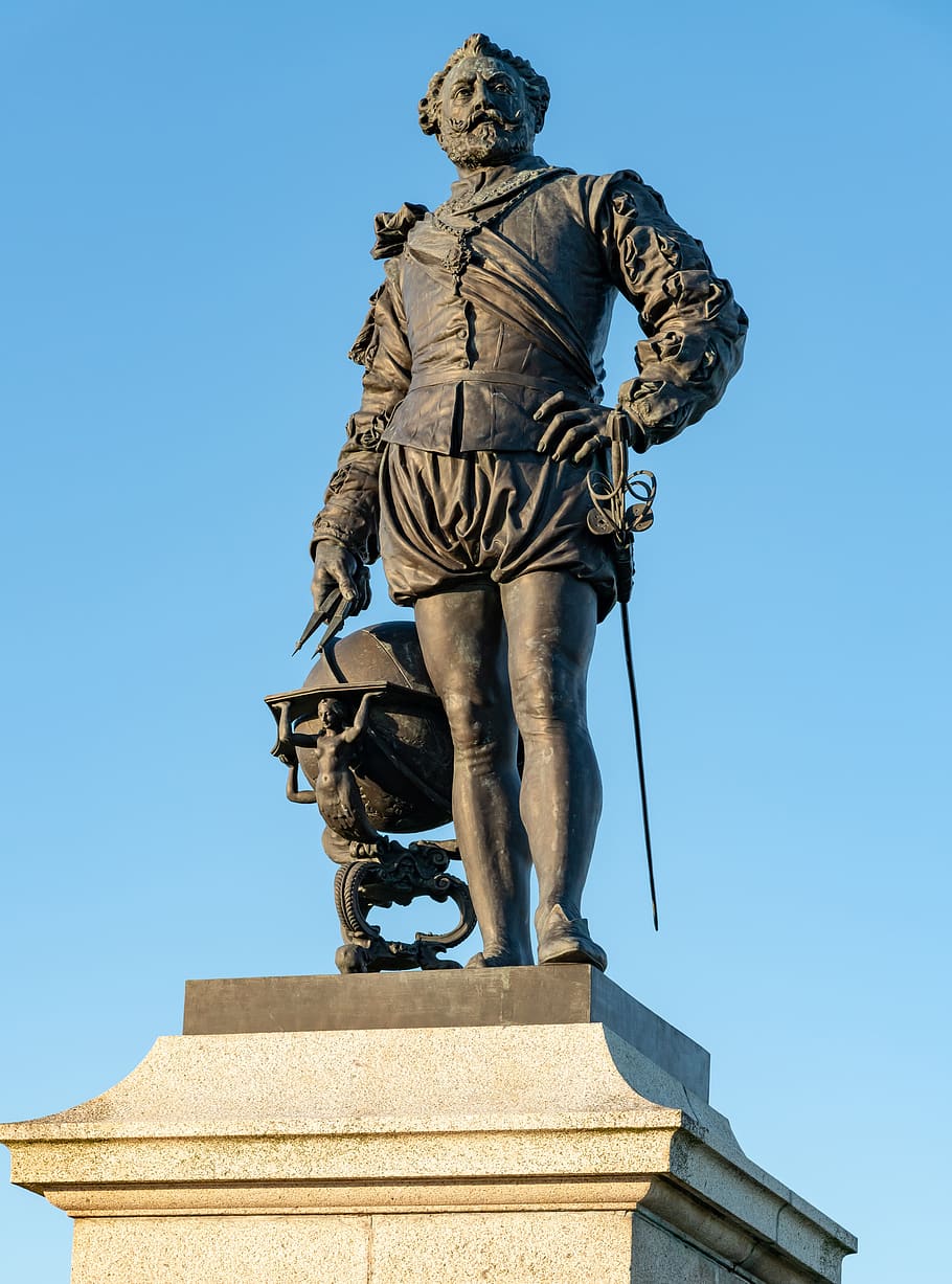 sculpture, sir francis drake, plymouth, art and craft, representation, human representation, statue, architecture, sky, male likeness