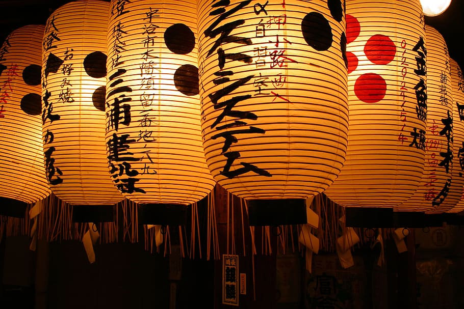 lanterns in japan, various, japanese, hanging, lighting equipment, lantern, large group of objects, low angle view, indoors, decoration
