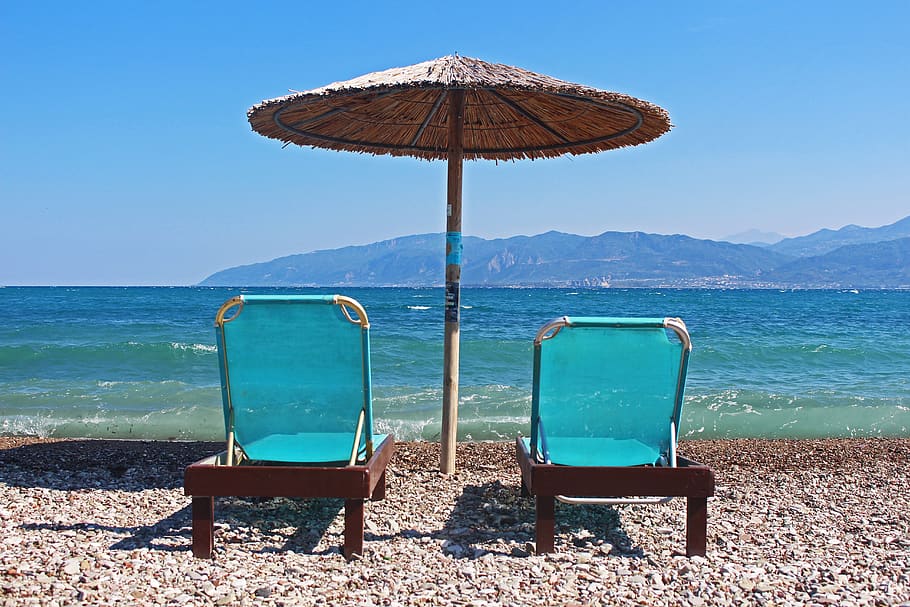 férias, verão, sol, praia, Grécia, espreguiçadeira, guarda-sol, nadar, relaxar, recuperação
