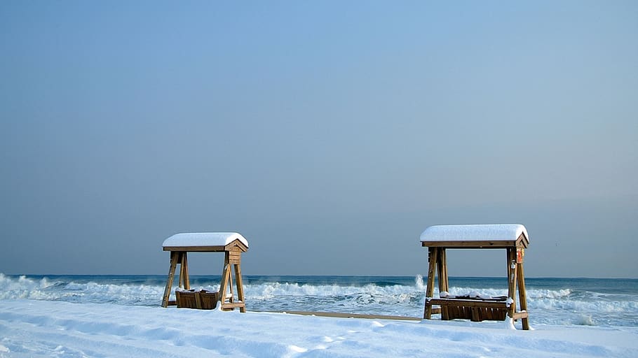 the snow came back, swing, jiangmen beach, gyeongpo, gangneung, snow, landscape, beach, sandy, coastal