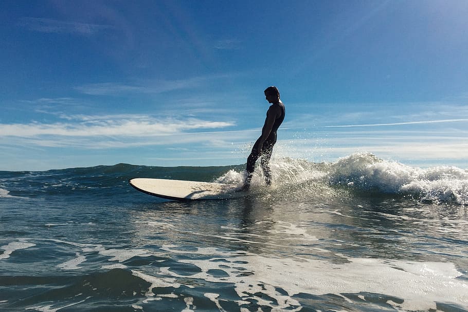 surfista en olas, gente, mar, agua, movimiento, una persona, surf, deporte, actividad de ocio, aventuras