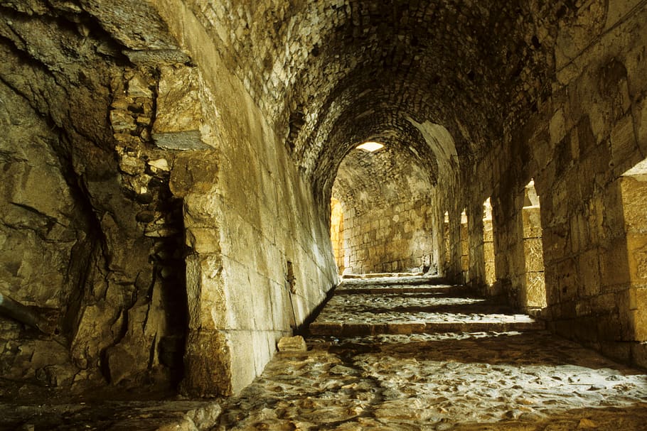 krak, chevalier, castle, syria, crusaders, middle ages, crusader, architecture, arch, direction