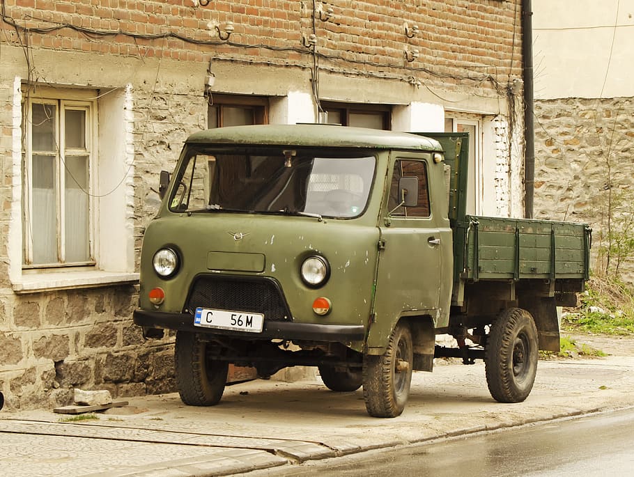 uaz 452, made in ussr, russian, transportation, old, retro, 4wd, classic, soviet, green