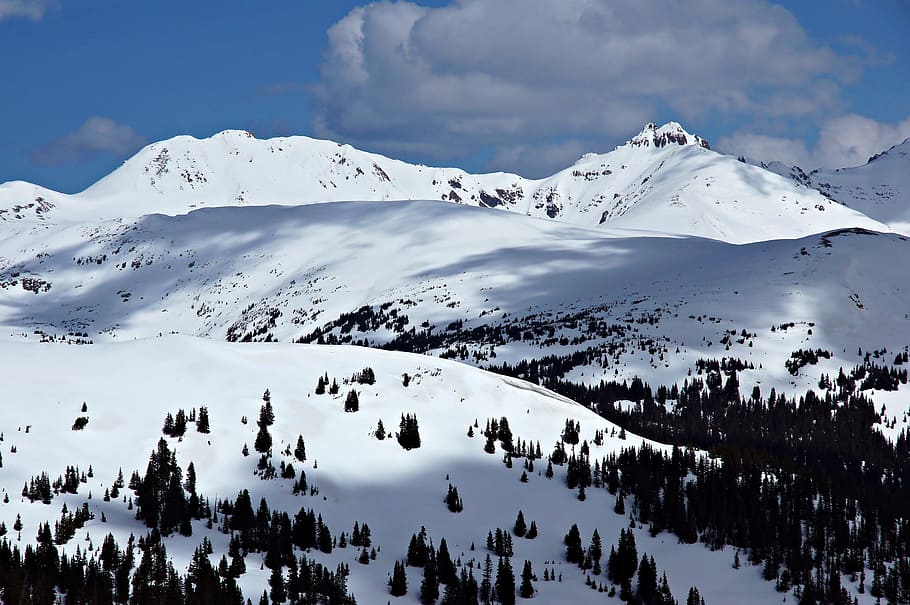 snowy, mountain peaks, clouds, seen, colorado, loveland, pass, traverses, continental, divide.