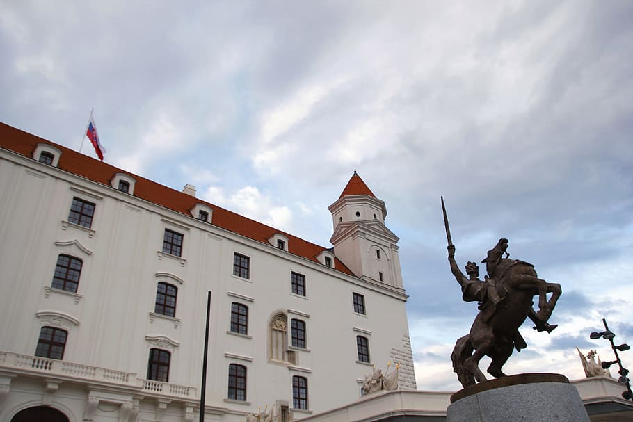 day, bratislava, outdoor, hill, slovakia, medieval, town, travel, slovak, history