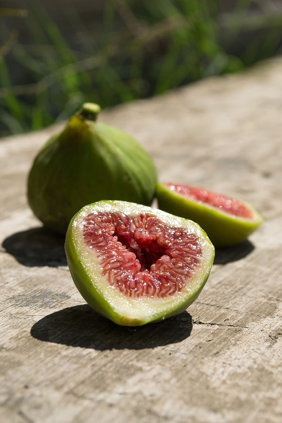 figs, fig, fruit, food, nature, healthy, eat, green, sweet, delicious