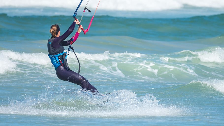 kite boarder kite boarding, kite surfing, kite-surfing, female, action, sport, exhilaration, athlete, recreation, fun