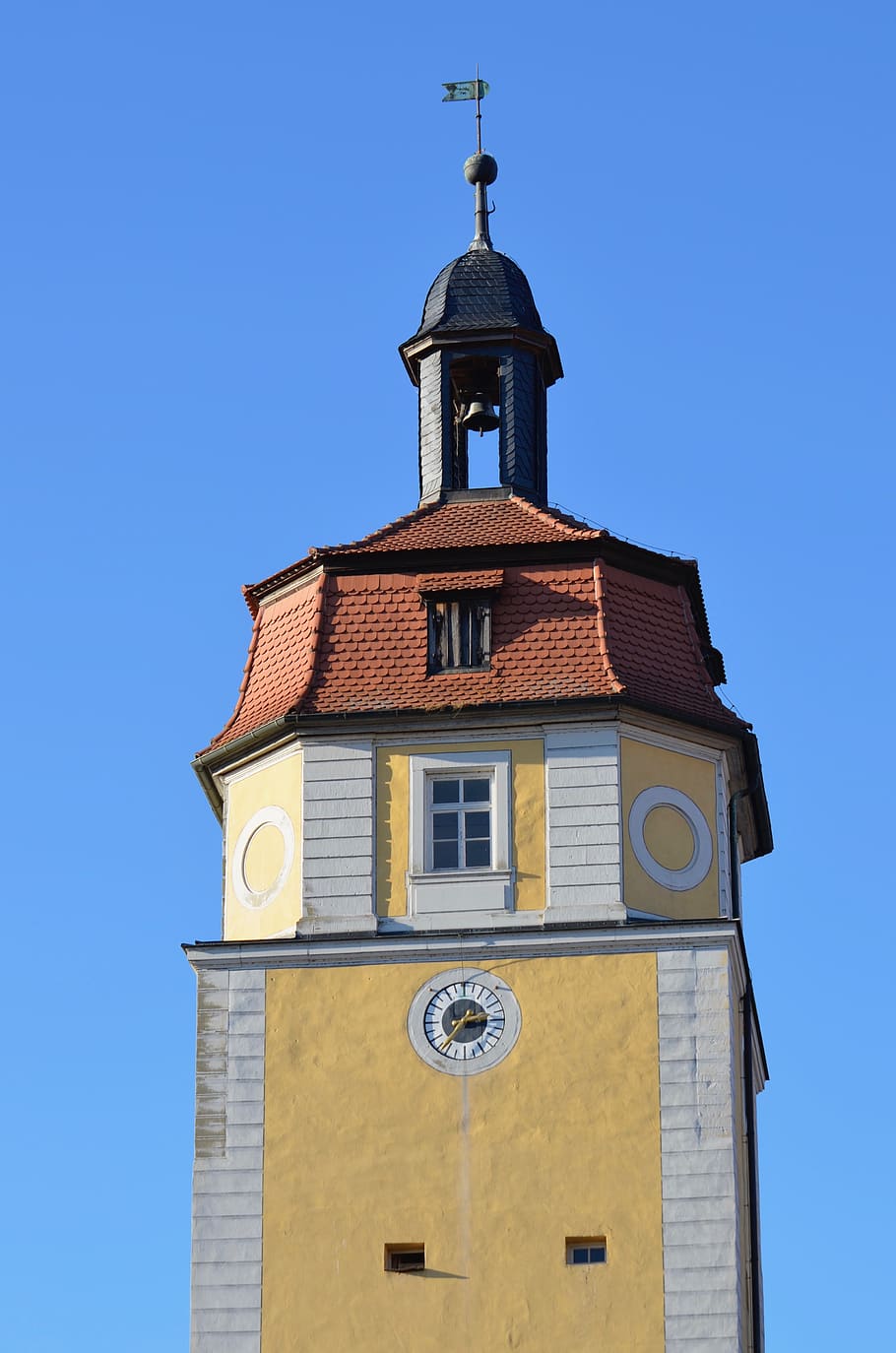 torre de la puerta, torre del reloj, campanario, arquitectura, centro histórico, historia, históricamente, baviera, francos suizos, baja franconia