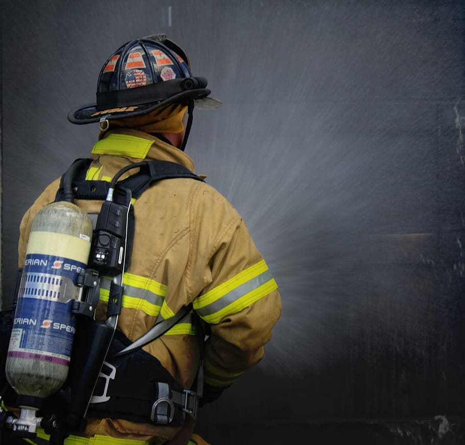 bombero, fuego, primer respondedor, manguera, ropa, protección, accidentes y desastres, ocupación, sombrerería, seguridad