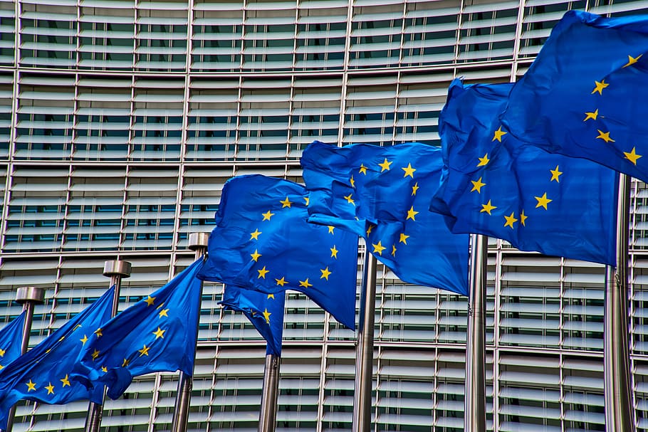 Bruselas, Europa, bandera, comisión europea, política, Azul, estructura construida, arquitectura, exterior del edificio, ninguna persona