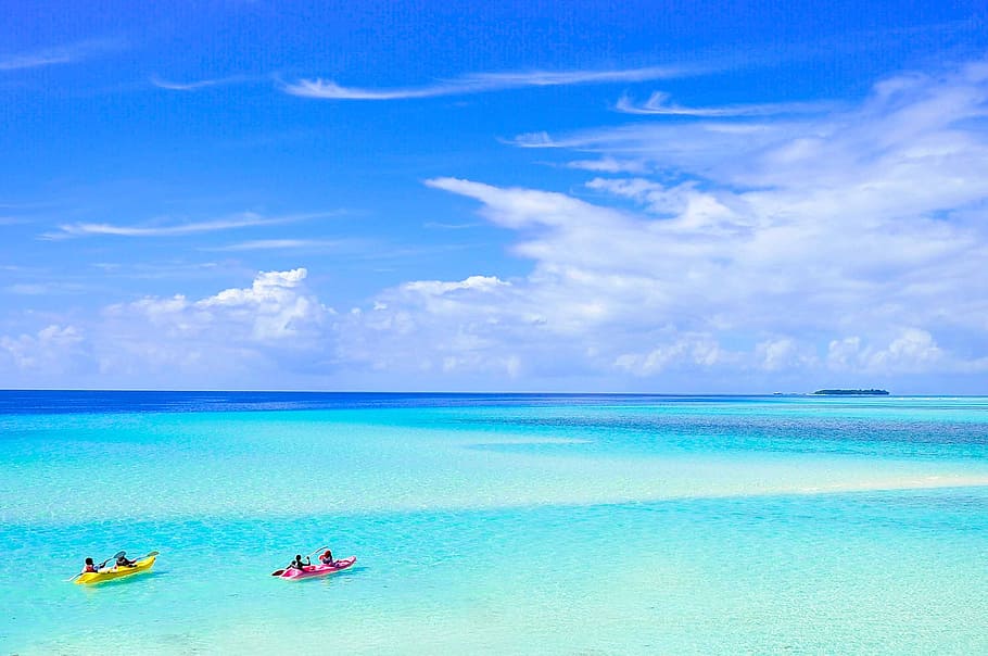Maldivas, Pareja, viaje, luna de miel, bodas, vacaciones, canoa, playa, laguna, océano