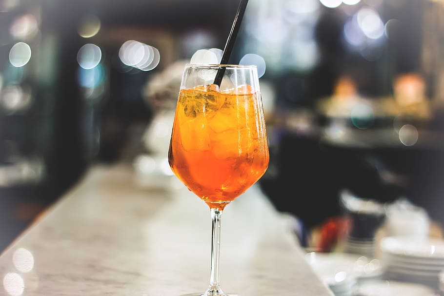 cocktail drink, food and Drink, alcohol, alcoholic, hD Wallpaper, drink, refreshment, focus on foreground, glass, table