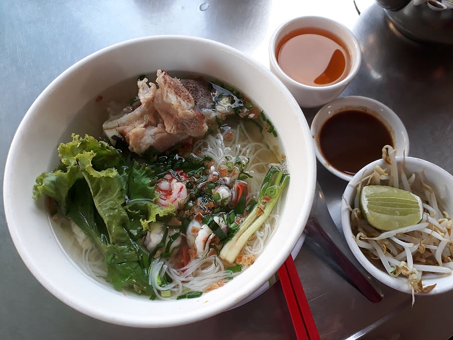 cambodia, khmer, noodle, soup, source, seafood, shrimp, vegetable, phnom penh, street food