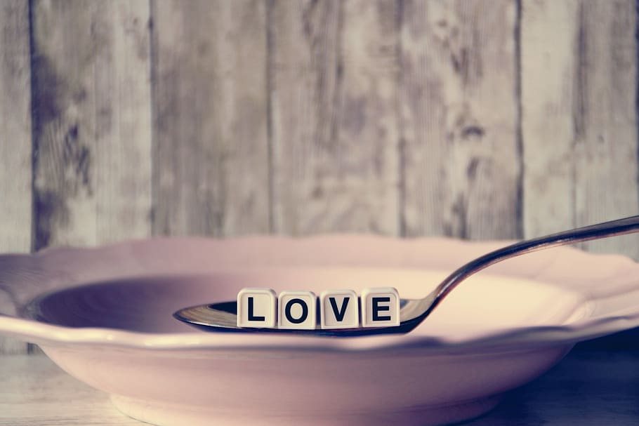 amor, plato, cuchara, porción, letras, corazón, sopa, cucharas, sacar, partes