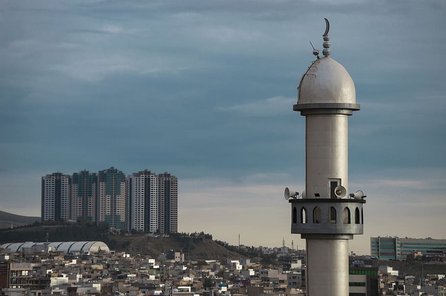 mezquita azmar en sulaimaniyah, islam, kurdistan, dania city apartments, exterior del edificio, estructura construida, arquitectura, edificio, cielo, ciudad
