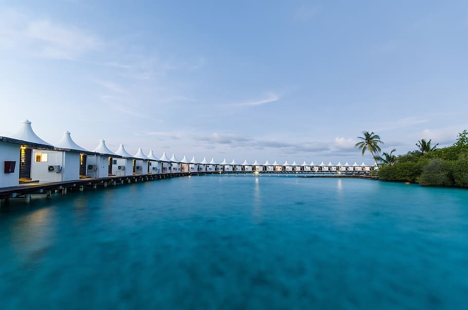 maldivas, ilha de ha kula, casa da água, vistas, agua, céu, beira-mar, arquitetura, azul, estrutura construída