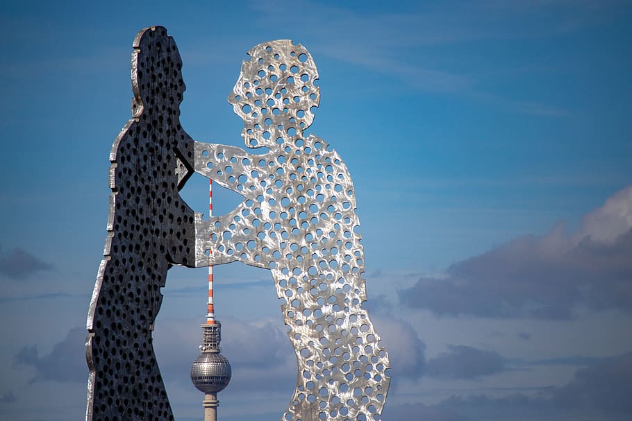 berlin, molecule men, spree, treptow, sculpture, artwork, capital, germany, sky, standing