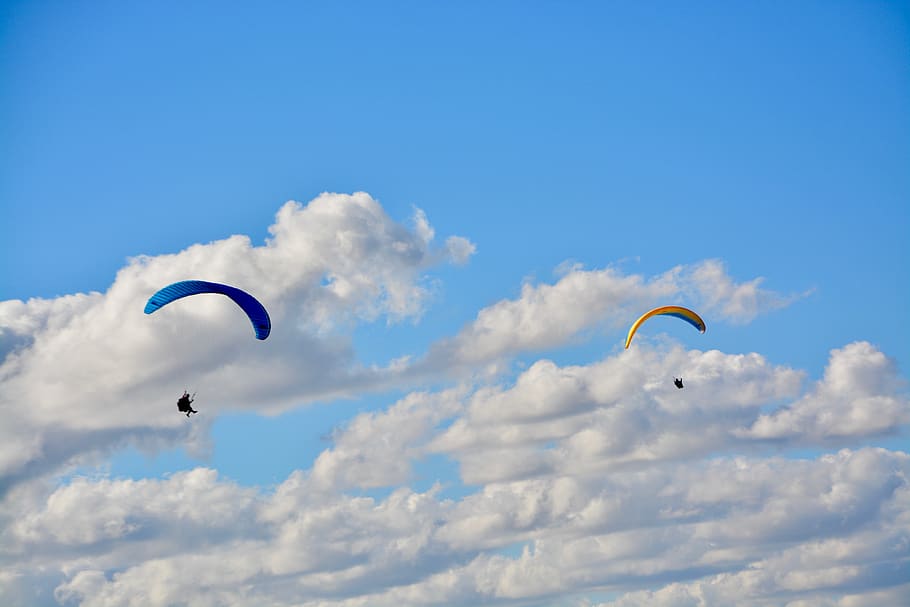 parapente, vela, asa, asa ozônio rush 5, voo, voar, ar, aeronaves eólicas, céu azul nublado, entretenimento
