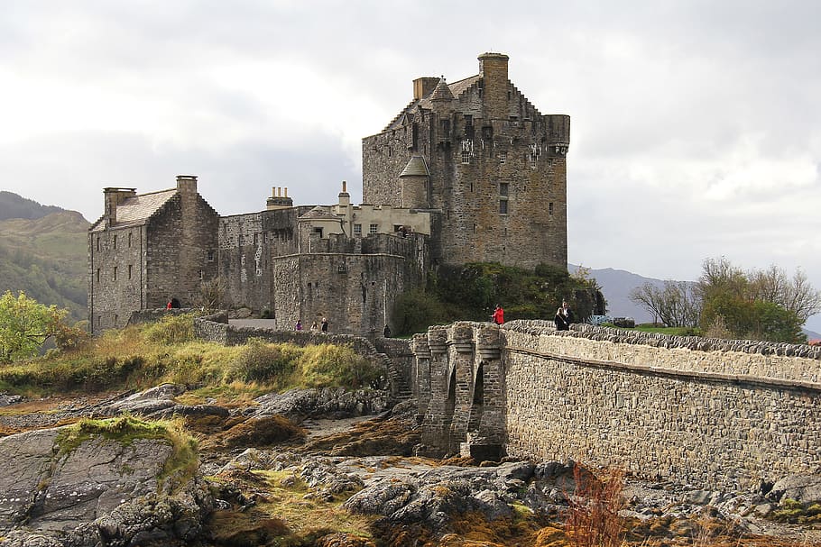 eilean donan castle, castle, medieval, historical, scottish, scotland, europe, highlands, countryside, isle of skye