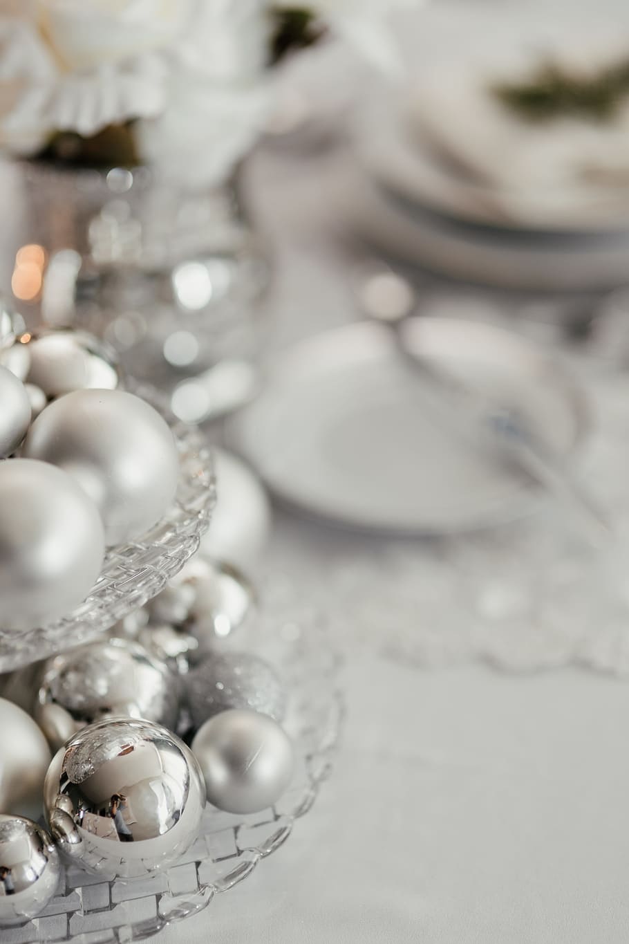 prata decorações de natal, natal, prata, decorações, véspera de natal, jantar, sala de jantar, celebração, férias, foco seletivo