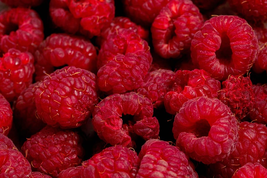 raspberry, fruit, ripe, red, delicious, food, raspberries, fruits, berries, healthy