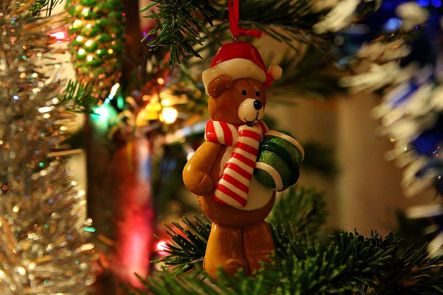 christmas background, christmas toys, christmas decorations, new year's eve, christmas, holiday, ornament, toys, swag, bear