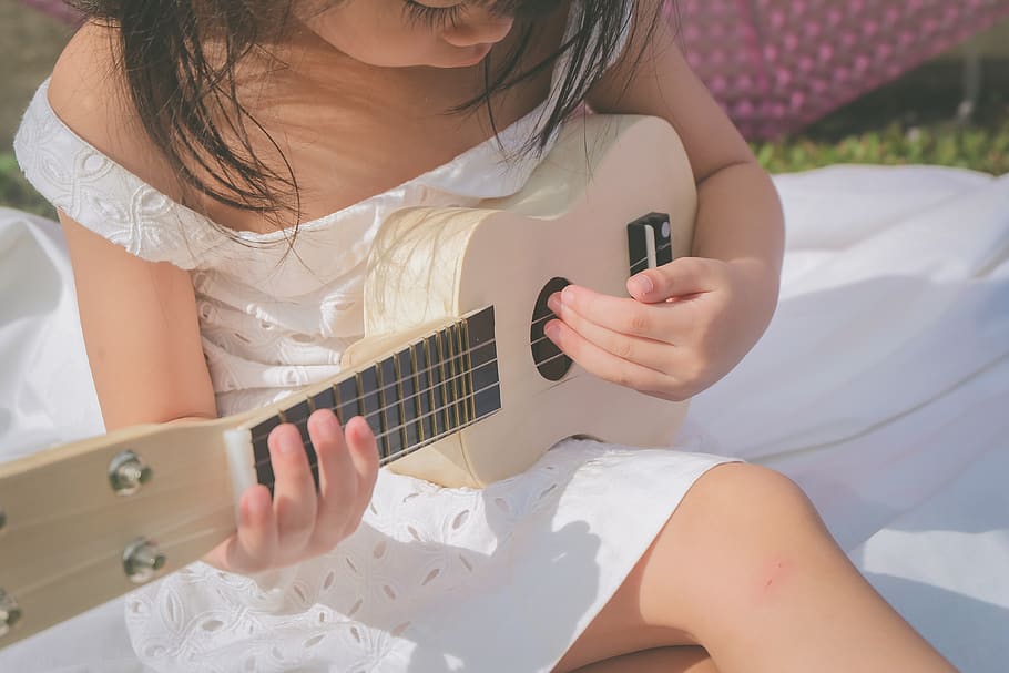 kid, guitar, play, girl, childhood, music, cute, happiness, little, child
