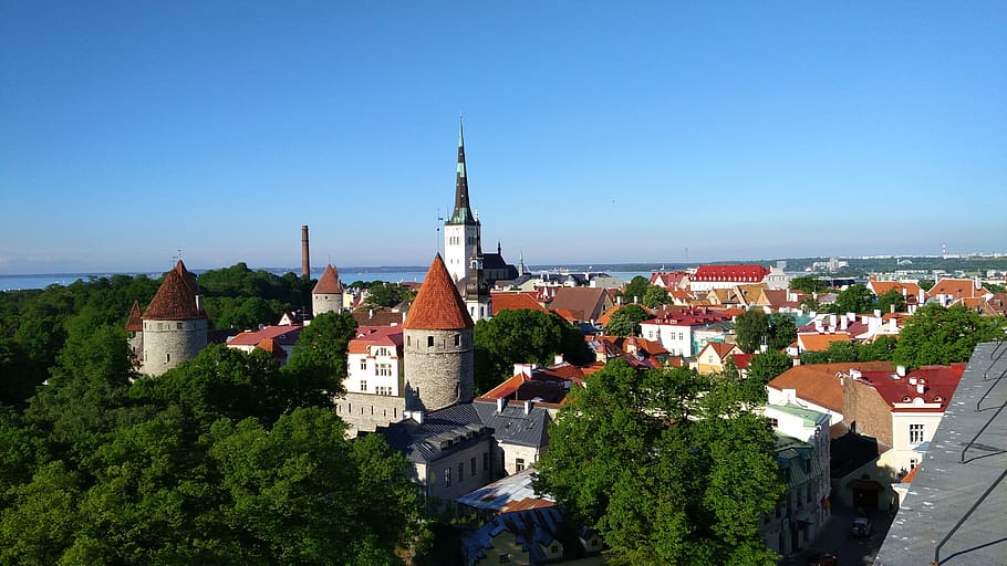 tallinn, estônia, centro histórico, igreja, idade média, estados bálticos, torre, exterior do edifício, arquitetura, estrutura construída
