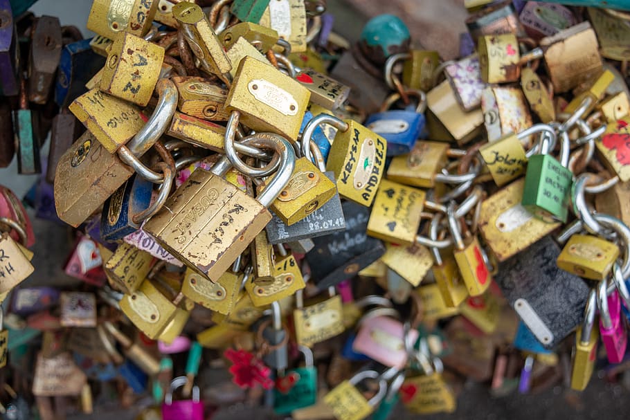 lock, love, padlock, heart, key, romantic, metal, bridge, positive emotion, large group of objects