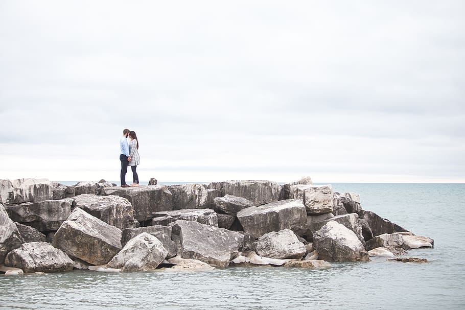 couple, young, romance, lifestyle, romantic, happiness, happy, together, landscape, scenery