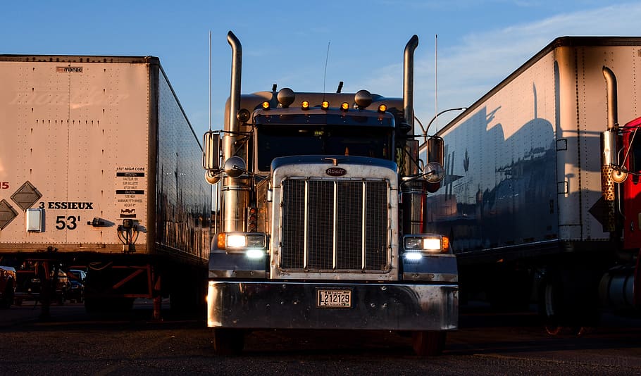 truck, trailer, vehicle, transport, freight, shipping, logistics, heavy,  trucking, carrier | Pxfuel
