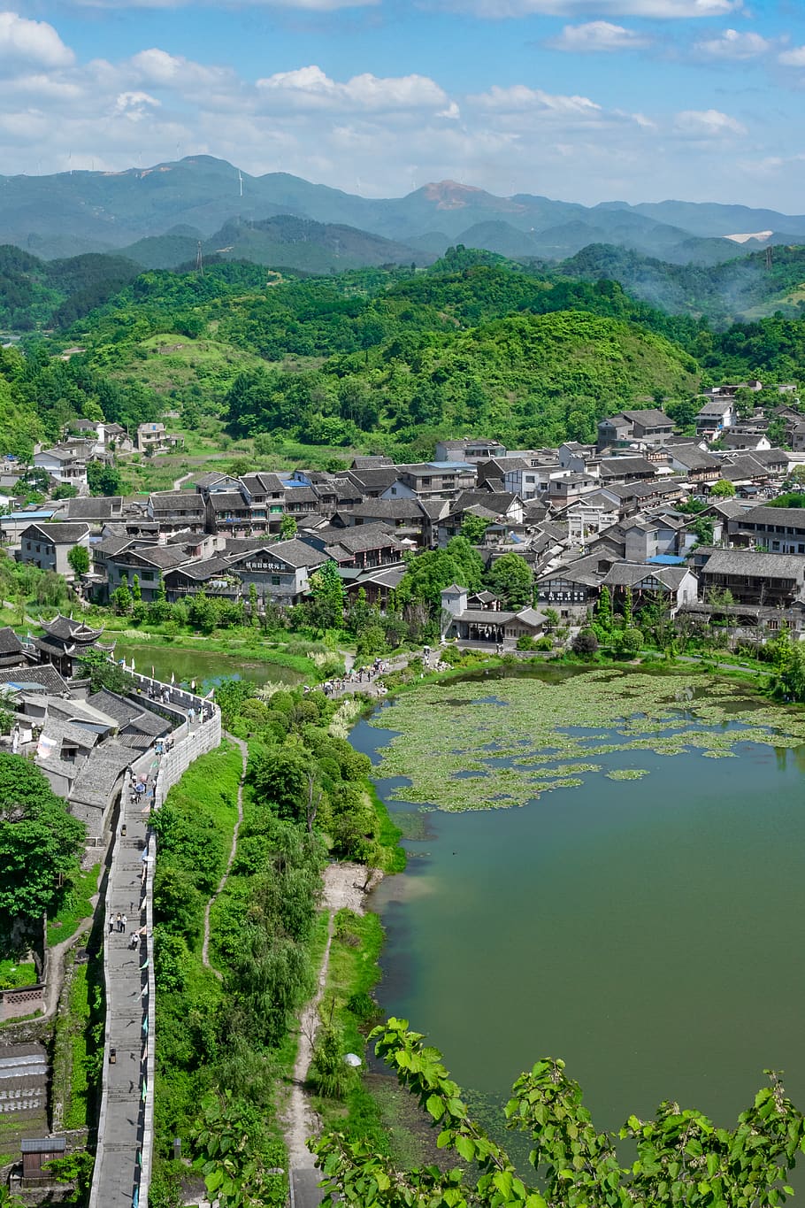Guizhou, Guiyang, ciudad antigua de Qingyan, municipio, roca verde, Huaxi Qingyan, centros turísticos, las murallas de la ciudad, casco antiguo soleado, Arquitectura