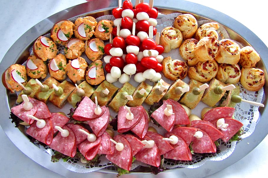 chunks, plate, finger food, tomatoes, crepes, sausage, silver plate, radishes, decoration, party