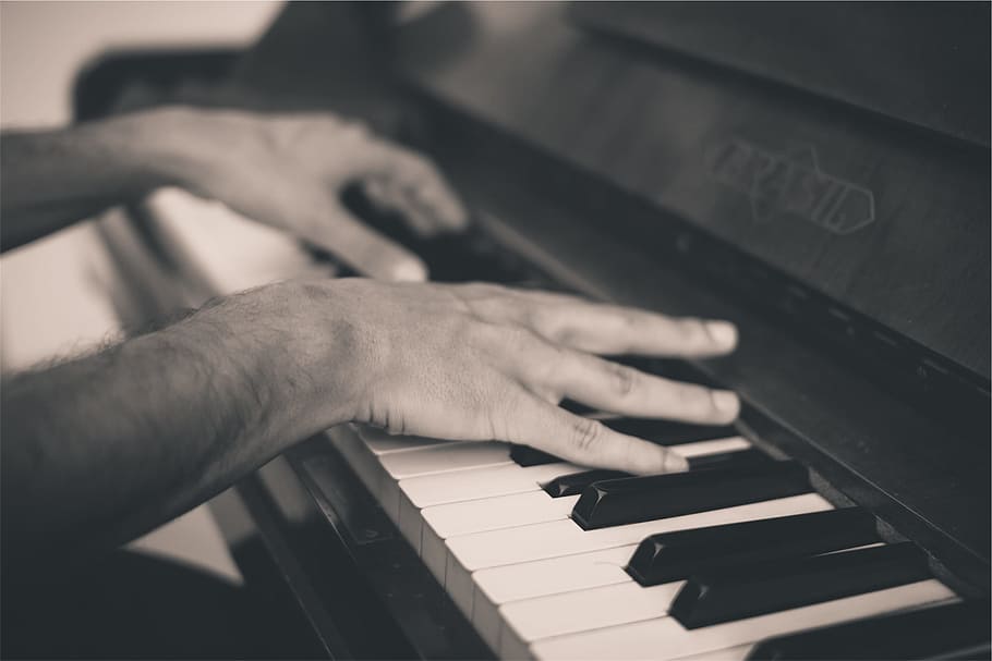 piano, llaves, manos, instrumento musical, música, mano humana, equipo musical, mano, juego, parte del cuerpo humano
