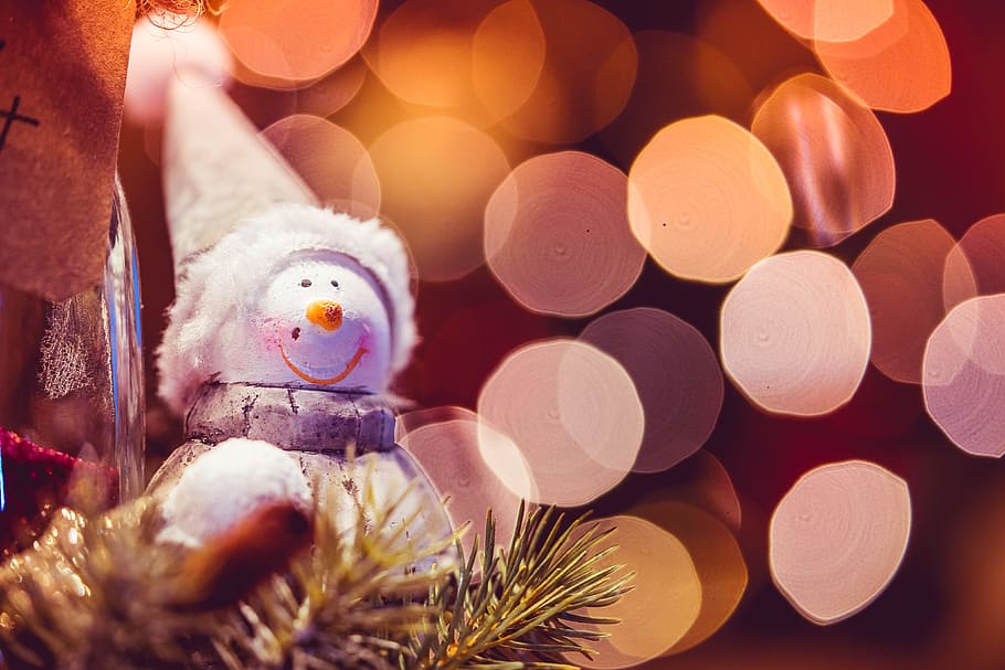 snowman decoration, christmas bokeh, bokeh, christmas, christmas decoration, christmas lights, christmas time, christmas tree, december, decorations