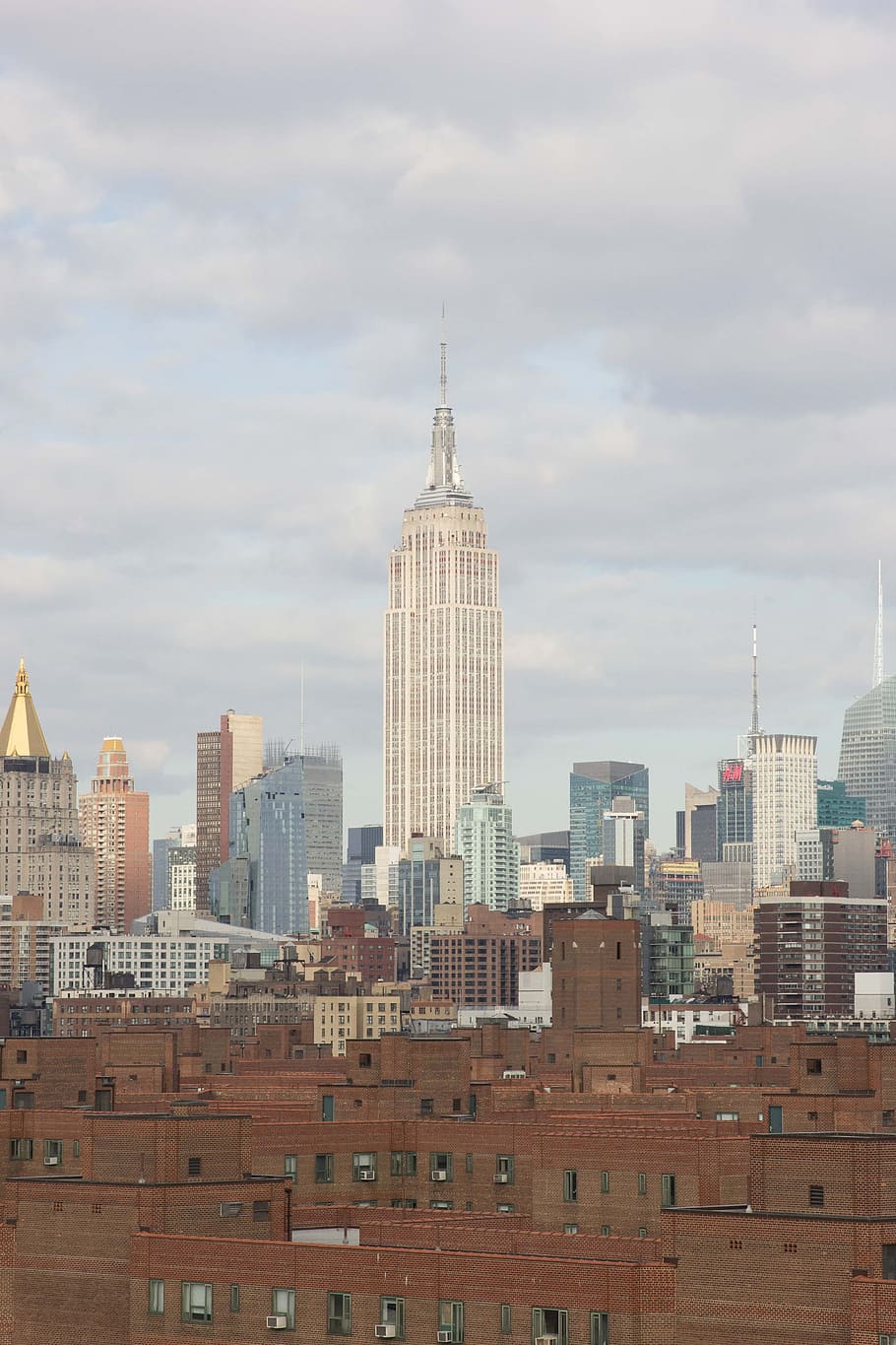 empire state building, midtown, manhattan, surrounded, skyscrapers, american, architecture, cityscape, facade, office